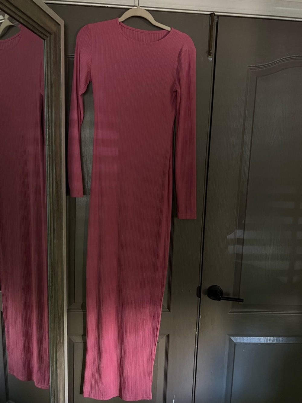 Pink Maxi Long Sleeve Ribbed Women's Dress - Picture 6 of 7